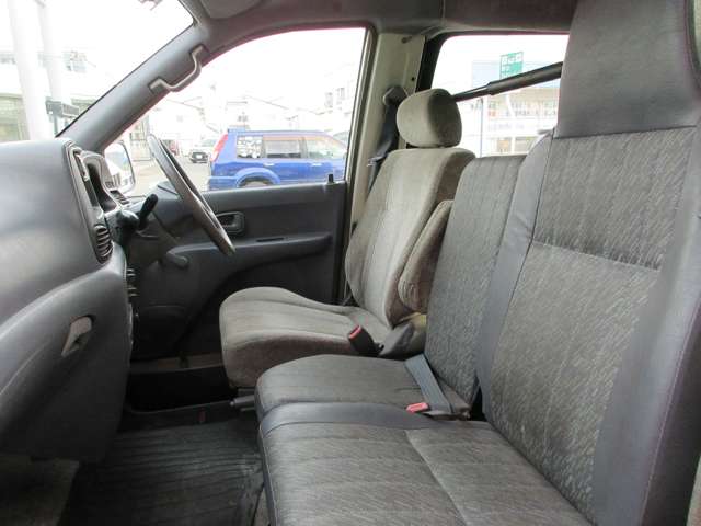 Toyota Town Ace Van 8