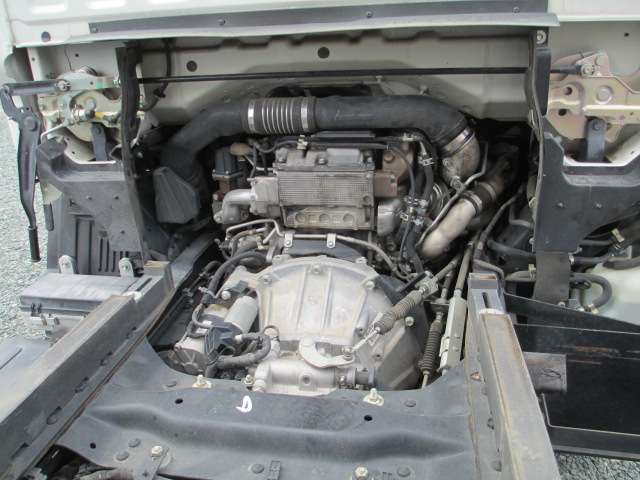 Isuzu Elf 9