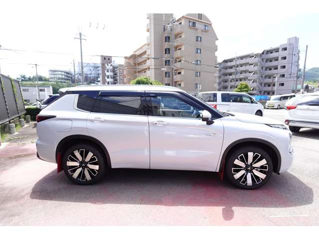 Mitsubishi Outlander 11