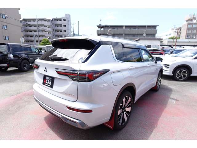 Mitsubishi Outlander 12
