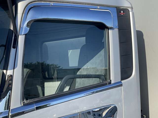 UD Trucks Condor 4