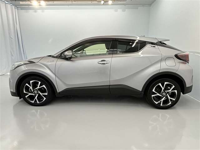Toyota C-HR 5