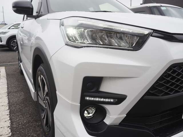 Toyota Raize 10