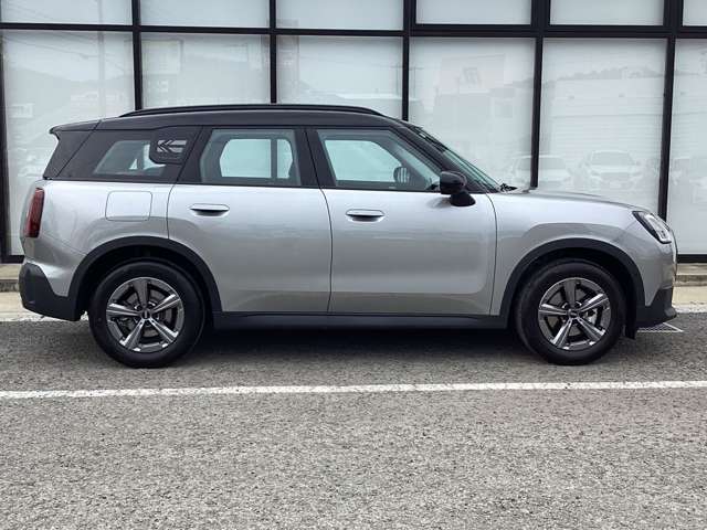 MINI Countryman 8