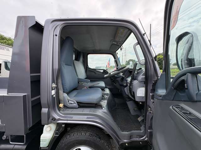 Mitsubishi Fuso Canter 12