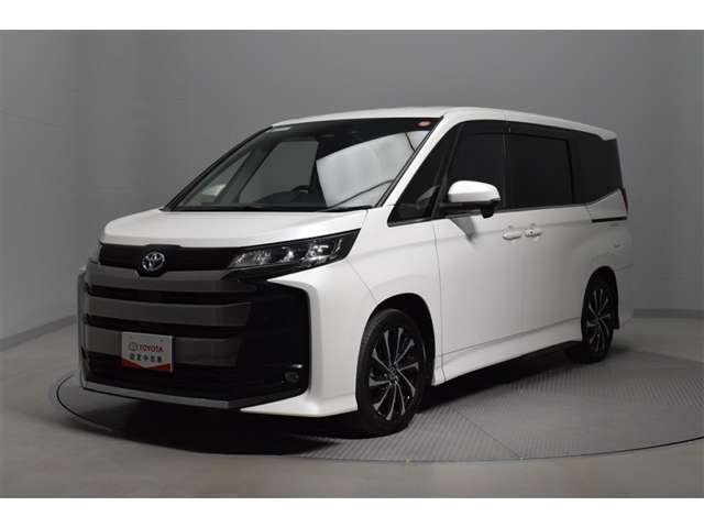 Toyota Noah 9