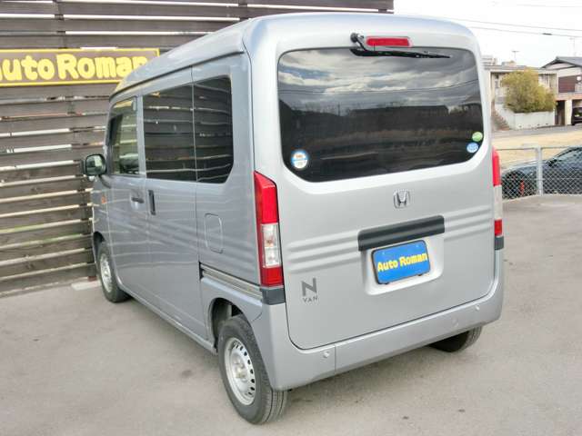 Honda N-VAN 12