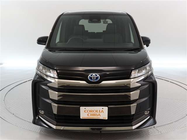 Toyota Noah 2