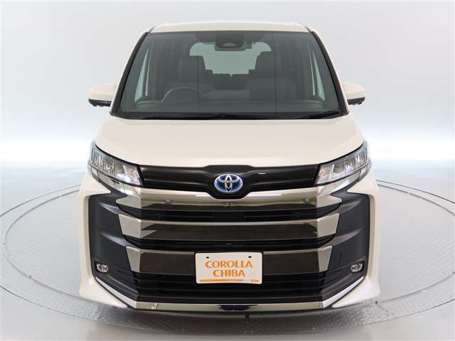 Toyota Noah 2
