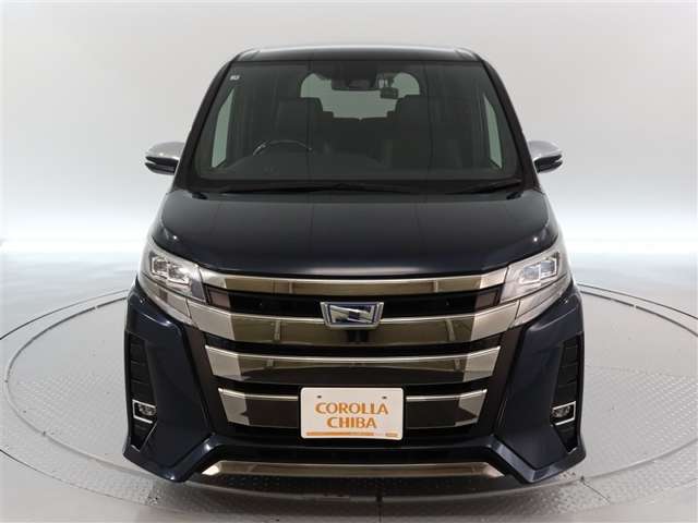 Toyota Noah 2