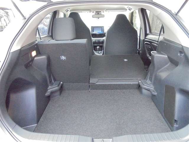 Toyota Yaris Cross 10