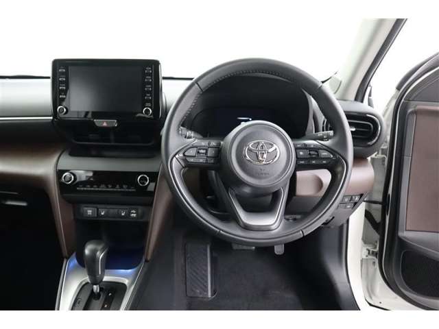 Toyota Yaris Cross 8