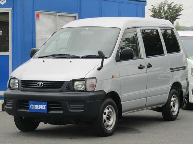 Toyota Light Ace Van 12