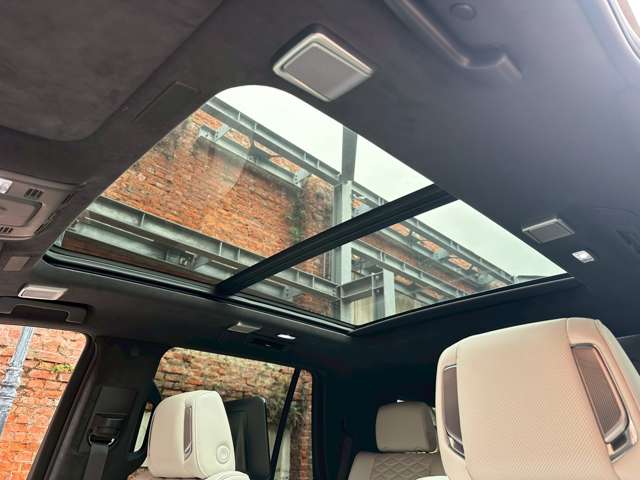 Cadillac エスカレード 5