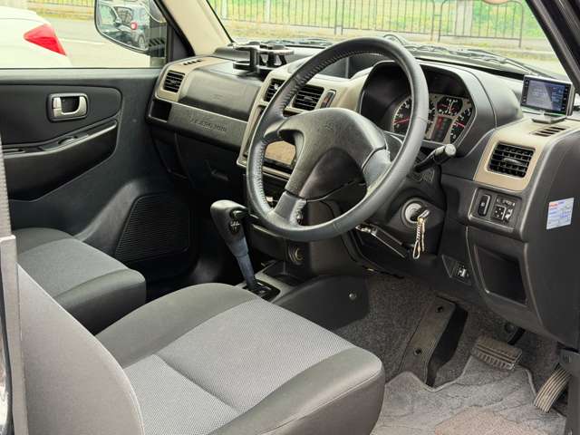 Mitsubishi Pajero Mini 7