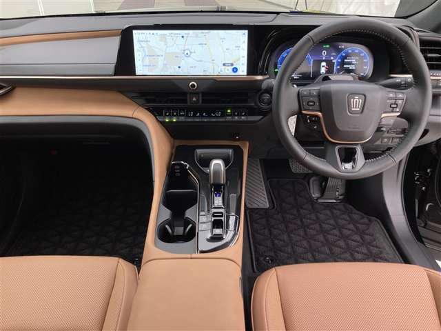 Toyota Crown Sport 2