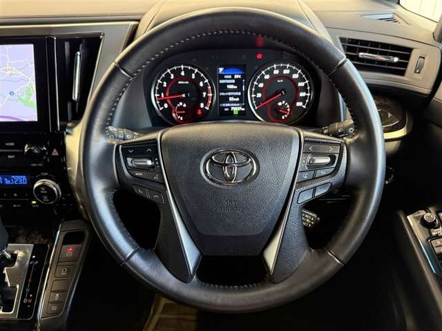 Toyota Alphard 11