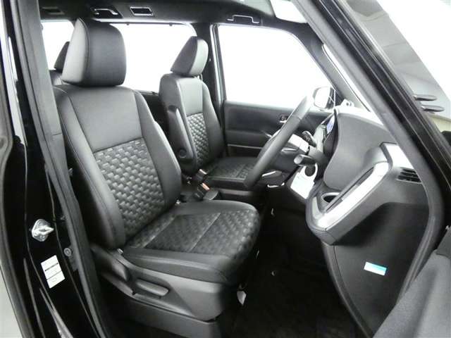 Toyota Voxy 11