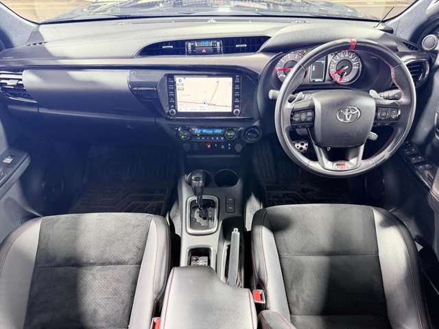 Toyota Hilux 3