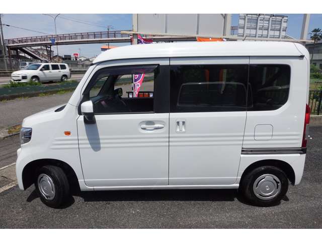 Honda N-VAN 12