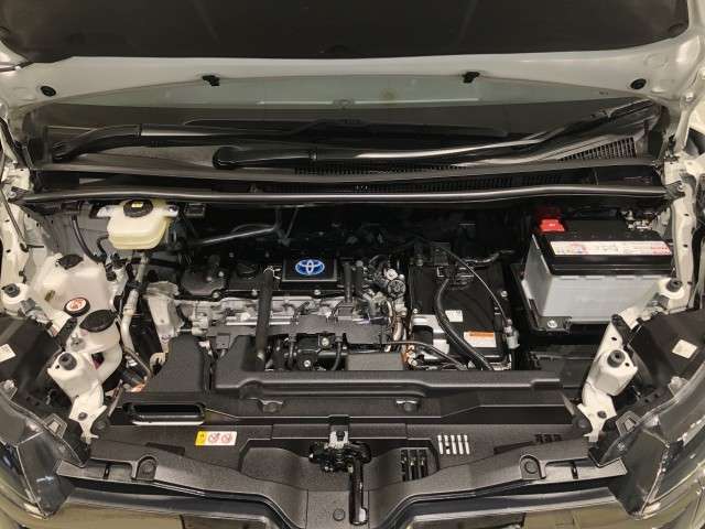 Toyota Noah 11