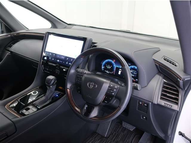 Toyota Alphard 12