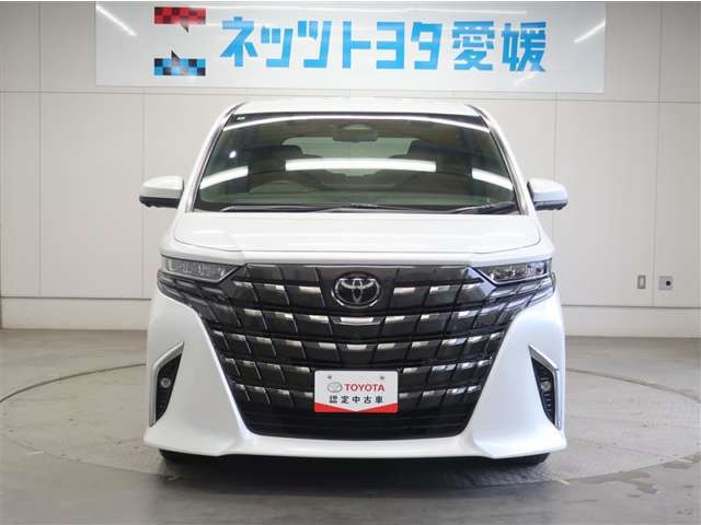 Toyota Alphard 8