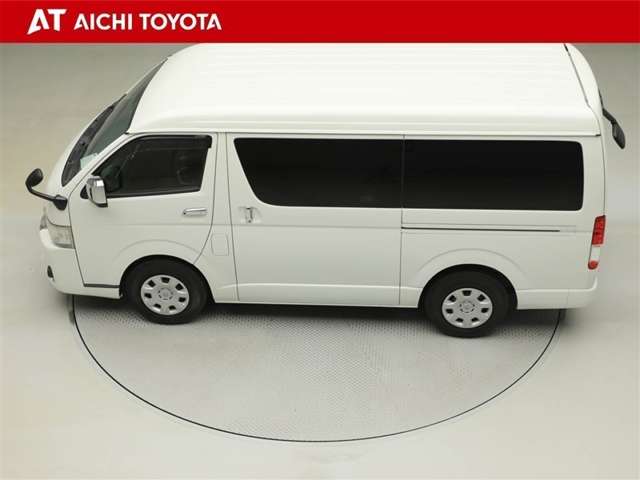 Toyota Hiace 11