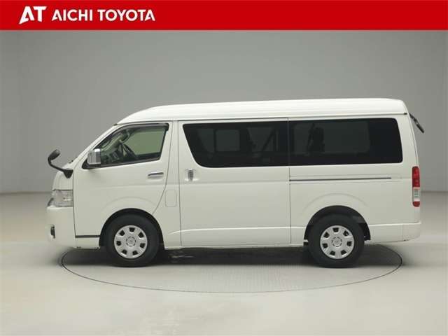Toyota Hiace 3