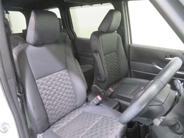 Toyota Voxy 10