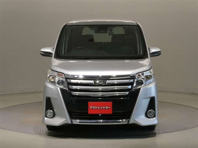 Toyota Noah 3