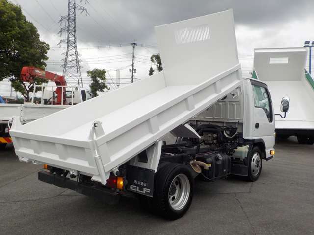 Isuzu Elf 5