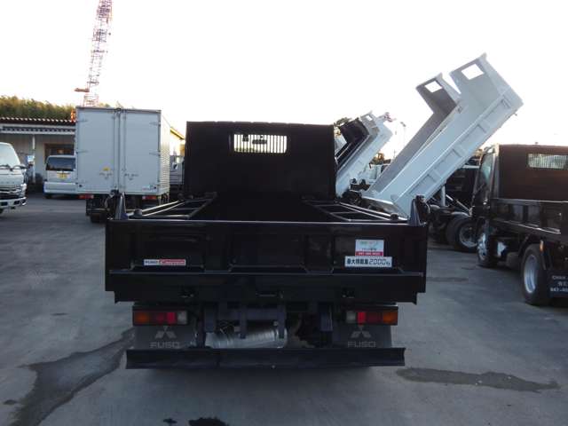 Mitsubishi Fuso Canter 8