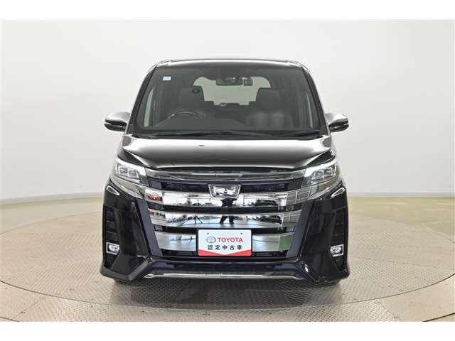 Toyota Noah 2