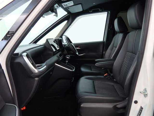Toyota Noah 11