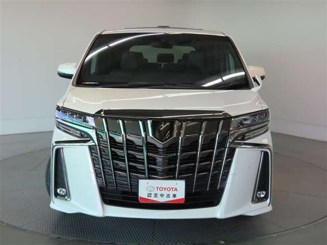 Toyota Alphard 5
