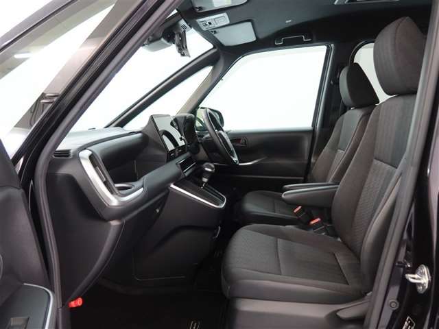 Toyota Noah 11
