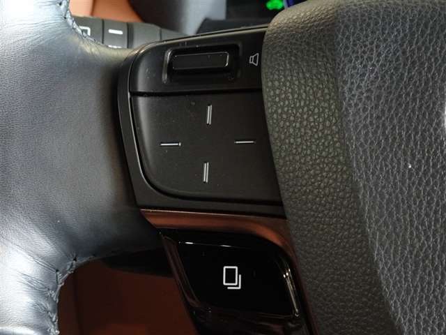 Toyota Vellfire 11