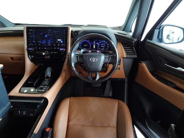 Toyota Vellfire 5