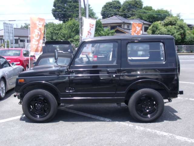 Suzuki Jimny 6