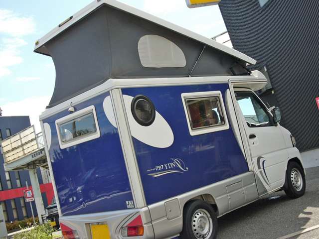 Nissan NT100 Clipper 11