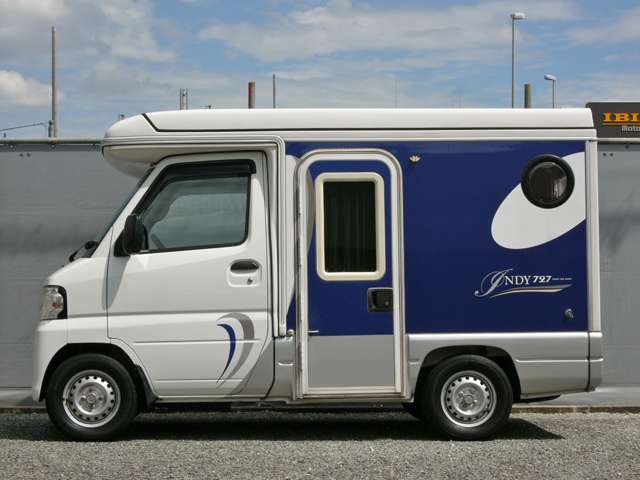 Nissan NT100 Clipper 2