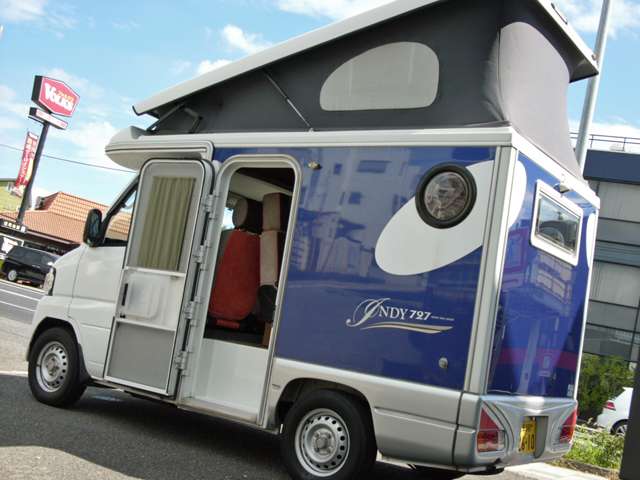 Nissan NT100 Clipper 7
