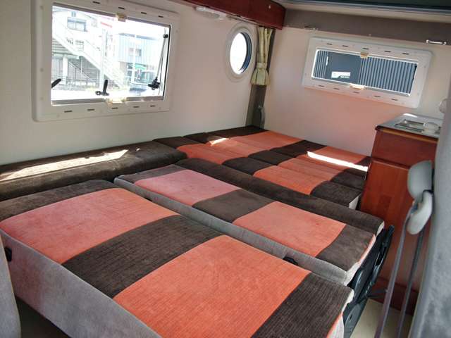 Nissan NT100 Clipper 10