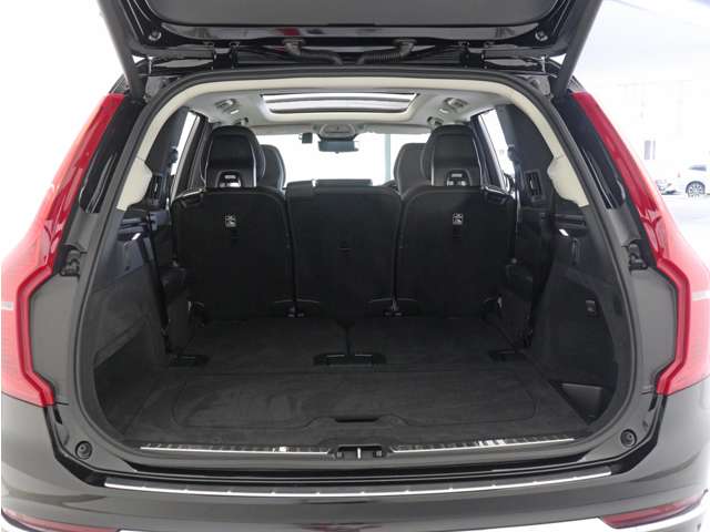Volvo XC90 11
