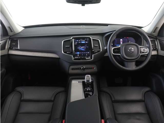 Volvo XC90 4