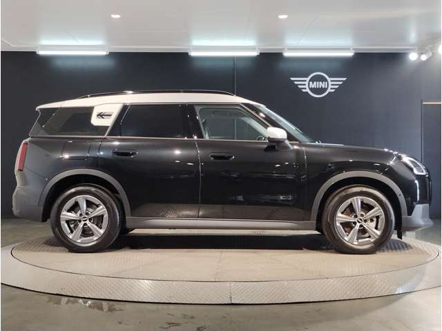 MINI Countryman 6