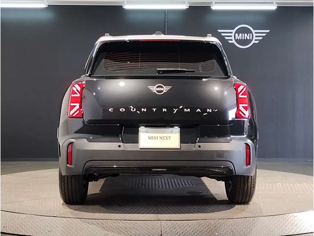 MINI Countryman 8