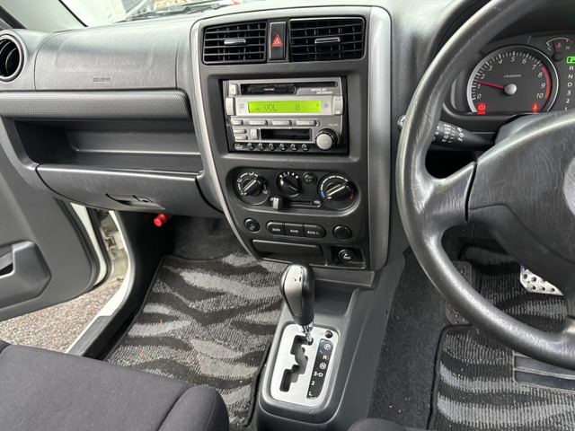 Mazda AZ-オフロード 12