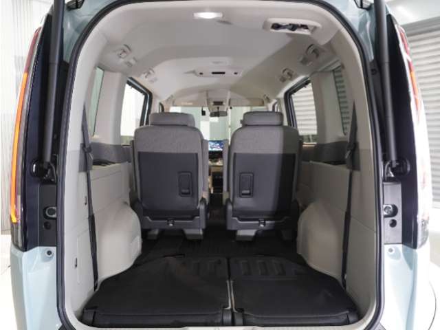 Honda Stepwgn 11